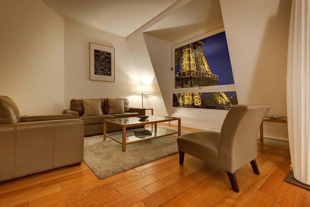 Four-Bedroom Penthouse Eiffel Tower,405050517:JPEG
